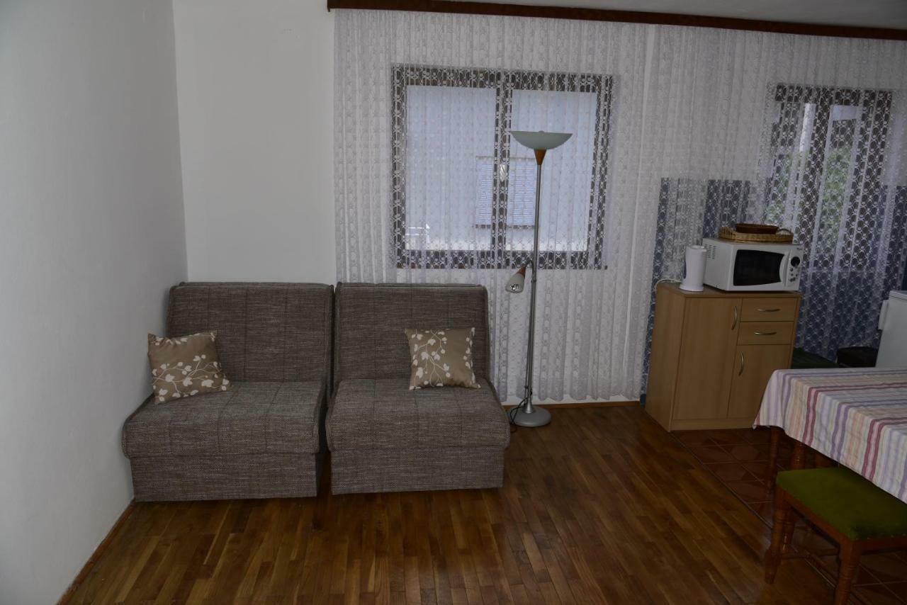Apartment Palm Tree Malinska Eksteriør bilde